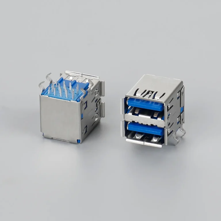 BUSF18L3N12225 USB3.0 AF 双层 90度 DIP 蓝色高温料 不锈钢壳